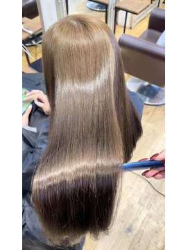 ルナス 福岡天神(LUNAS) 美髪矯正 × sheer beige