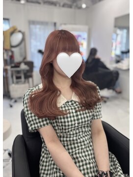 ハピネス 梅田茶屋町店(HAPPINESS) 韓国くびれ巻き サーモンピンク ぱっつん前髪 オレンジヘア