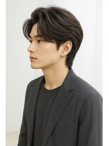 テラス 銀座(terrace)&nbsp;束感と小顔効果で魅せる洗練ミディアムスタイル