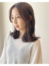 透明感大人スタイル☆　 ブラウンベージュ＋外ハネ＋ミディアム