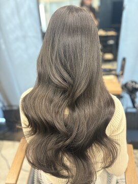 アリュウル 表参道(ALLURE) オリーブグレー／透明感カラー／グレージュ◎