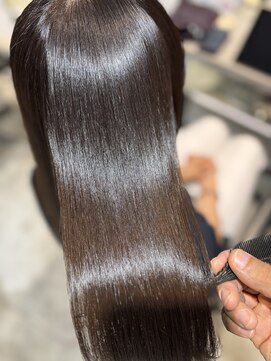 ボーテコンシェル 柏店(BEAUTE CONCIER) 自然な艶感の柔らかストレートヘア