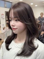 ビュー フクオカ(VIEW FUKUOKA)&nbsp;レイヤーカット/みで/顔周りカット/ラベンダー