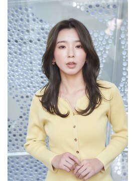 ミチオ ノザワ ヘアサロン ギンザ(Michio Nozawa HAIR SALON Ginza) レイヤーカット/顔周りレイヤー /くびれヘア/セミロング