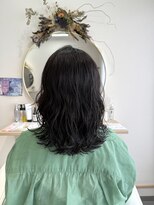 ユヌ(une)&nbsp;波巻きゆるパーマ