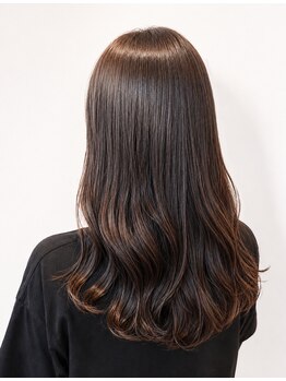 シードヘアデザイン(SEED hair design)の写真/パサつく髪に◎触れたくなる柔らかさと自然な艶を。オーダーメイドトリートメントで髪本来の美しさを継続☆