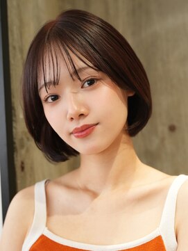 ワン 川崎(ONE) シースルーバングのコンパクトボブ／川崎