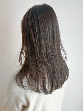 アイティー バイ アルバム 中野店(IT by ALBUM) オリーブブラウンレイヤー_アースカラーくびれヘア_ba378201