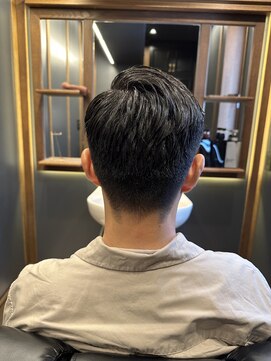 銀座 シノ 本店(shino) 【銀座理容室】9：1パートスタイル