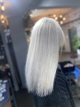 プリンプ(PRIMP) ホワイトカラー