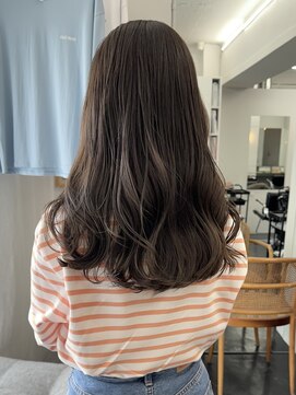 シベル(sibell) ロング/ミディアム/レイヤー/ぷつん//オリーブ/カーキ/透明感