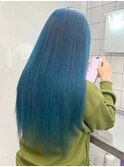 ターコイズブルー[新宿駅/似合わせカット/ウェーブミディアム]