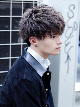 リップス 横浜(LIPPS) 癖毛パーマで魅せる【刈り上げマッシュ】