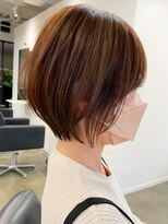 ソワネ 表参道(soigne)&nbsp;表参道大人ショートボブ白髪ぼかしハイライト顔周りレイヤー40代