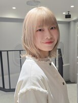 バイエイト(X８)&nbsp;【透明感カラーと小顔カットで目線を奪う】　『小川』