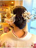 シニオンと三つ編みでアレンジ♪