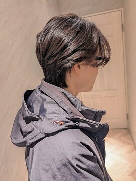 サリー 大森(Sally) メンズ/フェザーパーマ/毛流れパーマ/センターパート