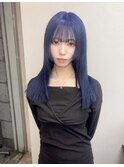 ブルー
