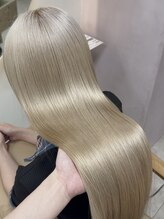 ブリーチ毛で縮毛矯正したい方は・・・【ハイダメージ・ハイトーン用】縮毛矯正をお選びください☆