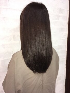 クアトロ グランシュ 川崎店(QUATRO × GranCieux) サラサラストレートヘア★QUATORO★