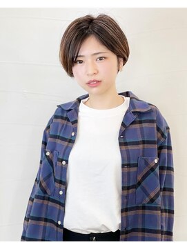 リトバイプティパ(Lit by petit-pas) 360℃どこから見ても綺麗に見えるクールショートヘア♪