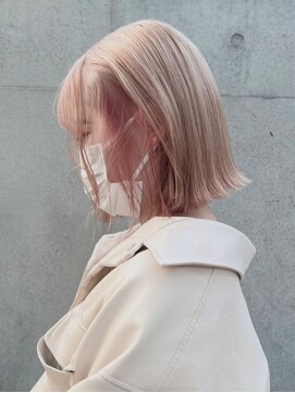 ベレーザシェルト(Beleza scelto) ba871_透明感ニュアンスカラーベージュピンクインナーカラーボブ