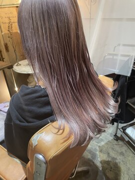 アロウズ(Arrows) 紫味のあるピンクベージュ/