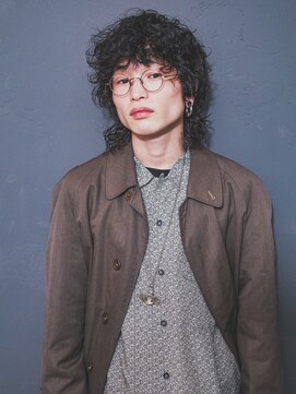 エモシオン(E MOTION) 個性ウルフパーマ