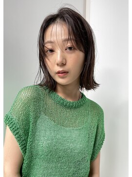 ミィ 表参道(mee.) 【mee.】　 外はねボブ