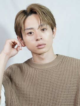 オーシャントーキョー 渋谷(OCEAN TOKYO) ナチュラルセンターパートミルクティーベージュ