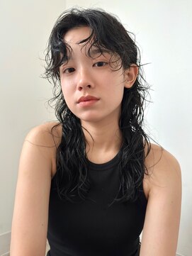 トゥコ(tuco) ウルフ　ウルフパーマ　ニュアンスパーマ　癖毛風　くるくる