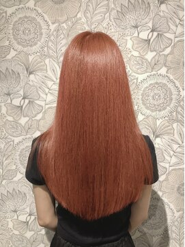 ミモザ ビカミドウ 自由が丘(Mimosa Bigamido) ▼30代ロング シャイニーオレンジ 艶カラー(ブリーチなし)