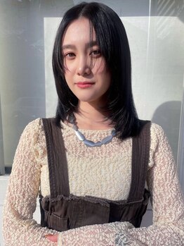 ランプライト(Lamp light)の写真/【”可愛い”をつくるならlamp light】印象を決める顔まわりのニュアンスカットはお任せください♪