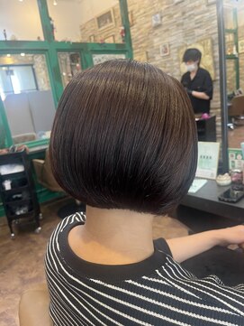 ヘアーラウンジ アンフィ 井土ヶ谷(Hair Lounge Anphi) ショートボブ