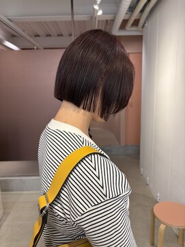 ニカ(NICA) 【NICA】レイヤーボブ×カシスレッド＊緒方