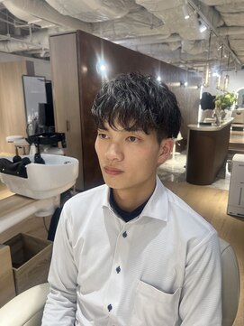 ウノプリールヴァモス(unopulir Vamos) 20代メンズ大人ショートマッシュ