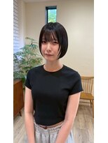 シフト(SHEEFT)&nbsp;大人可愛い似合わせカット丸み小顔前下がりレイヤーボブ20代30代