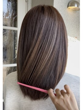 コメット 新須賀店(Comet) 白髪ぼかし×ツヤベージュ