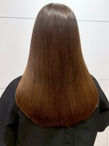 カミラボ(KAMI LABO) ベージュカラー 艶髪ストレート 髪質改善 セミロング 20代