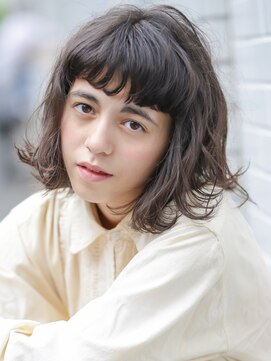 カライング(ing) 【+~ing】wide bangs bobly ll