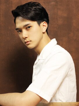 シアンデルカ(CYANDELUCCA) 大人の七三ショート