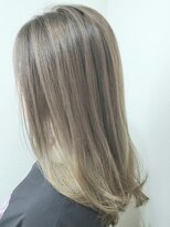 アスタリスク(asterisk)&nbsp;【asterisk】バレイヤージュでスモーキーベージュ【西村優子】