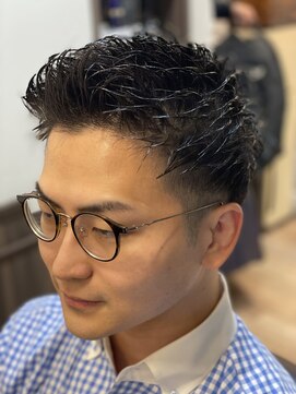 ミリオンバックス 上野(Million Bucks) 2ブロック/ショートスタイル<理容室>[メンズ/シェービング/上野]