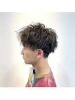 イーチ ディー ヘアーアンドトータルビューティー(each dee hair&total beauty) ツイストスパイラル×アップバング