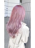 ピンク