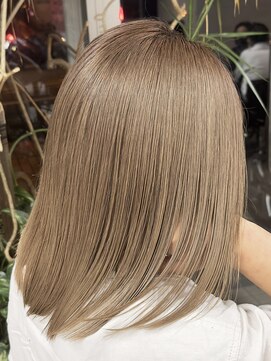 ヴィフ 大船(VIF) デザインカラー/こなれハイトーン/プレミアムカラー大船//大船駅