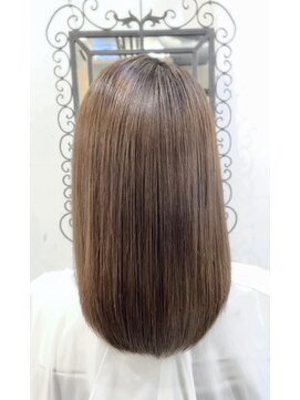 ジャネイロ バイ エイデザイン 都立大学(JANEiRO by A.Design) 【髪質改善】キューティクル磨きで理想のツヤ髪ストレート♪