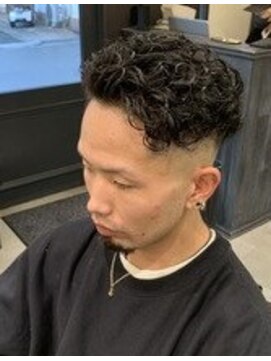 クフィア メンズヘアー カンポ 難波店(CUFFIA MEN'S HAIR CAMPO) スキンフェード　パーマ