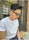 フェードスキンフェードツーブロック刈り上げフェザーアップ
