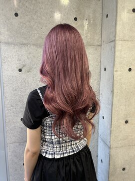 ニーゼロゼロナナ(2007) ピンクカラー